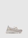 Sapatos com Apliques em Branco Cru